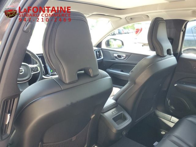 2024 Volvo S60 B5 Core Dark Theme
