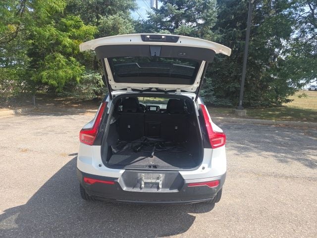 2023 Volvo XC40 Recharge Pure Electric Twin Plus