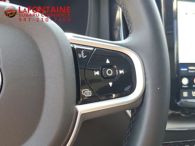2025 Volvo XC60 B5 Plus