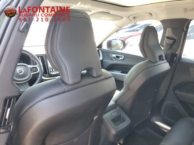 2025 Volvo XC60 B5 Plus