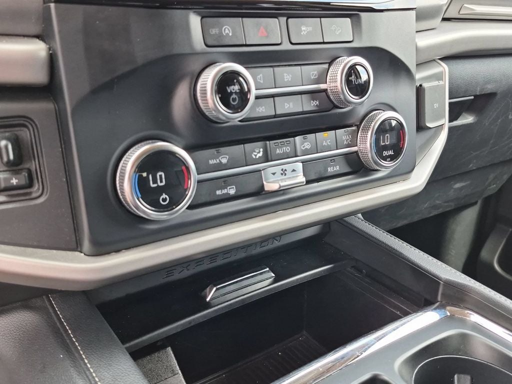 2023 Ford Expedition XLT