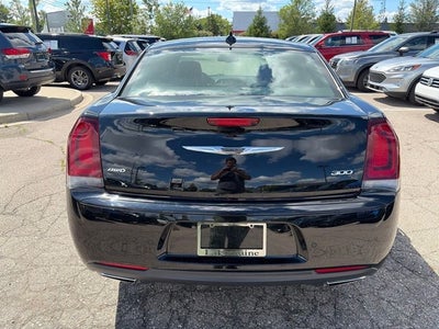 2017 Chrysler 300 S