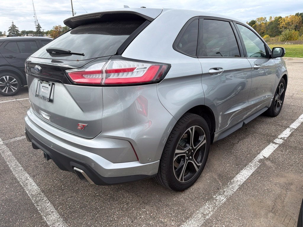 2020 Ford Edge ST