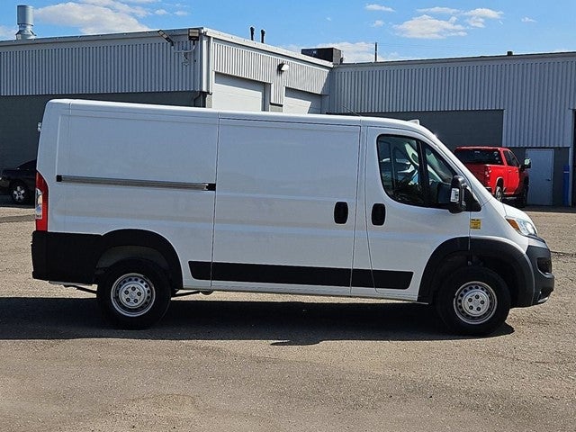 2025 RAM ProMaster 2500 Base 136 WB