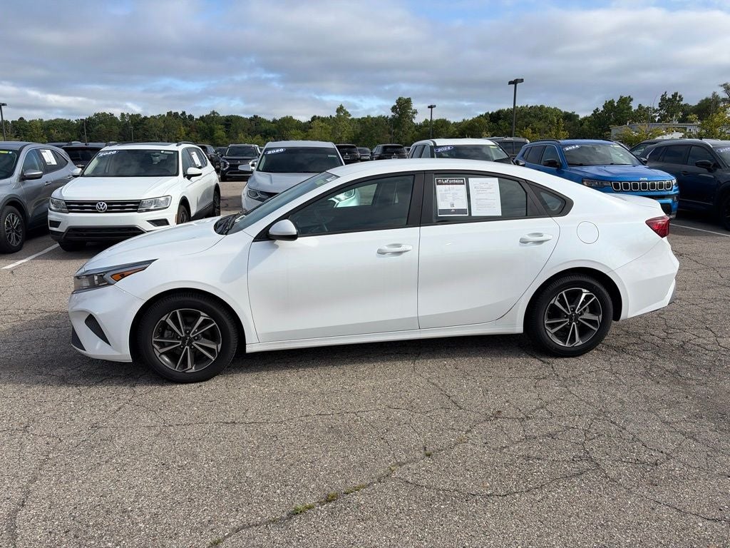2023 Kia Forte LXS