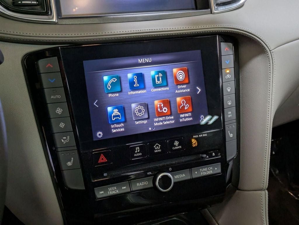 2024 INFINITI QX50 LUXE