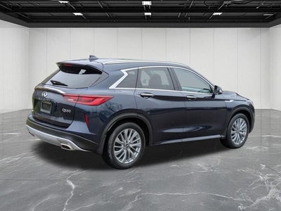 2024 INFINITI QX50 LUXE