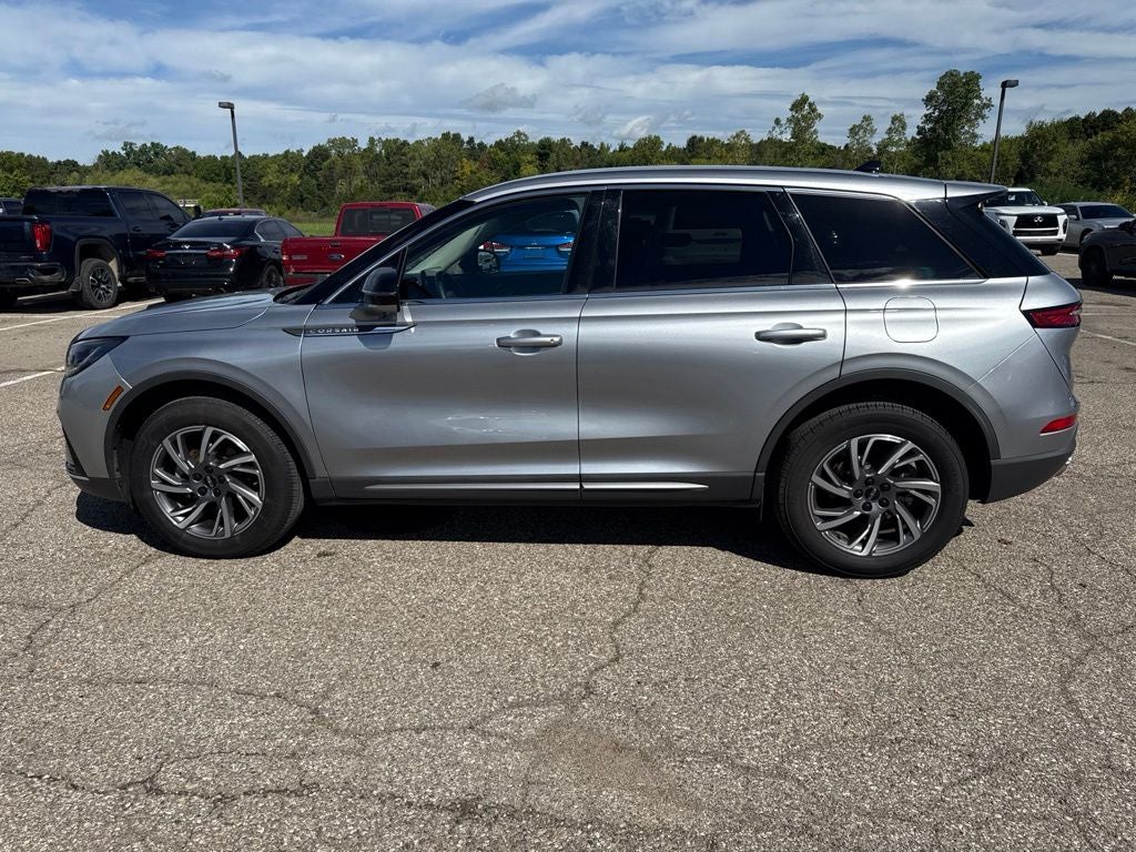 2023 Lincoln Corsair Standard