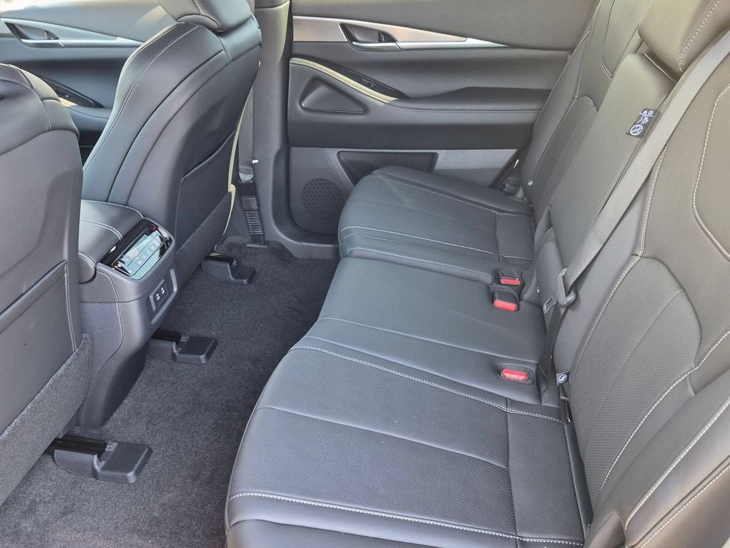 2027 INFINITI QX65 LUXE