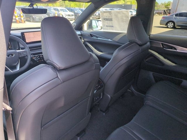2027 INFINITI QX65 LUXE