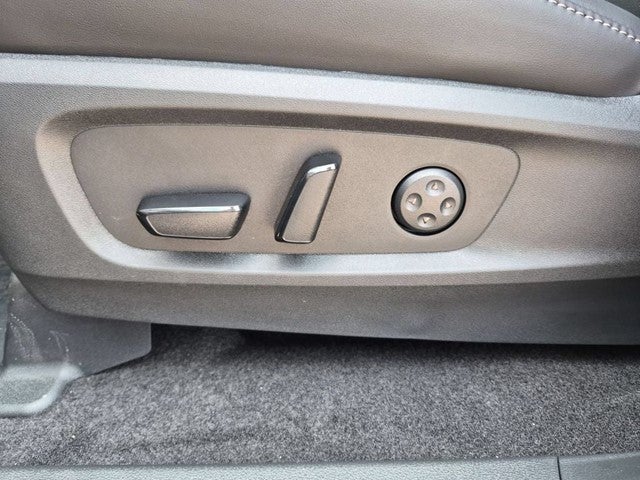 2027 INFINITI QX60 PURE
