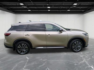 2026 INFINITI QX60 LUXE