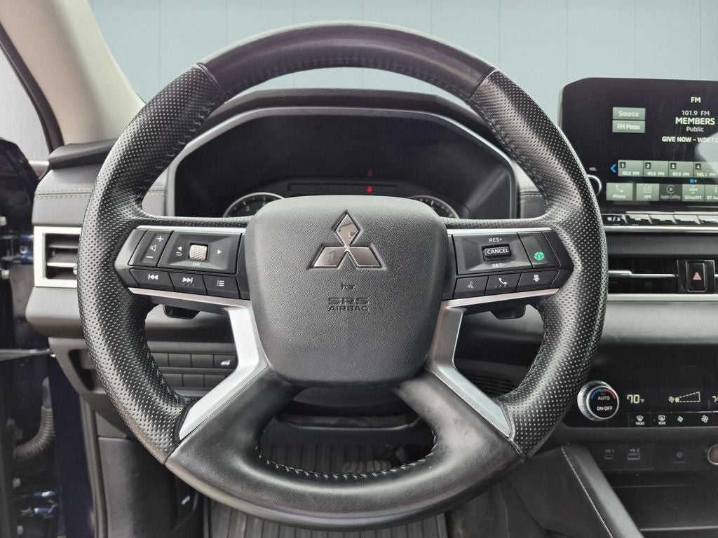 2024 Mitsubishi Outlander SE