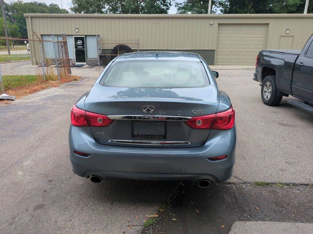 2015 INFINITI Q50 Premium