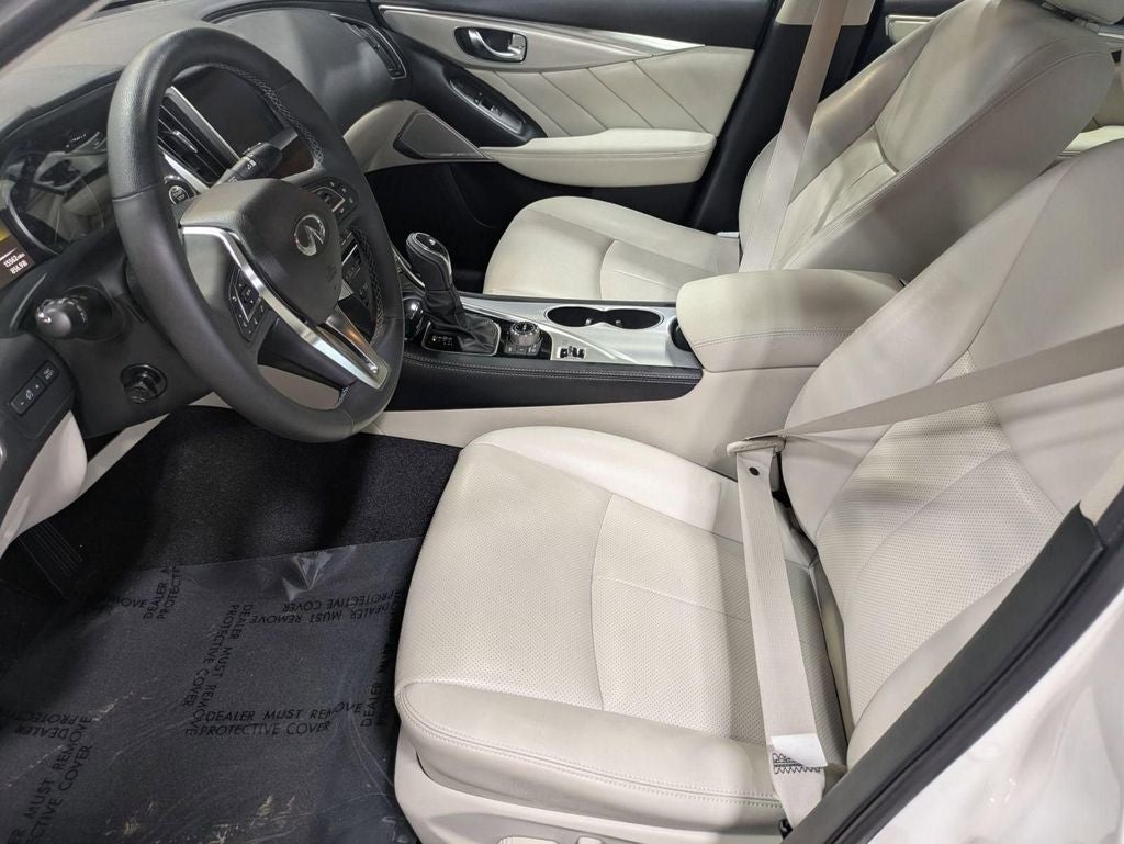 2023 INFINITI Q50 LUXE
