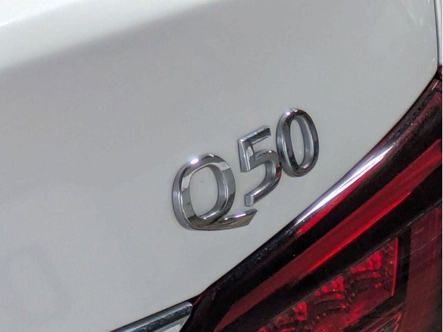2023 INFINITI Q50 LUXE
