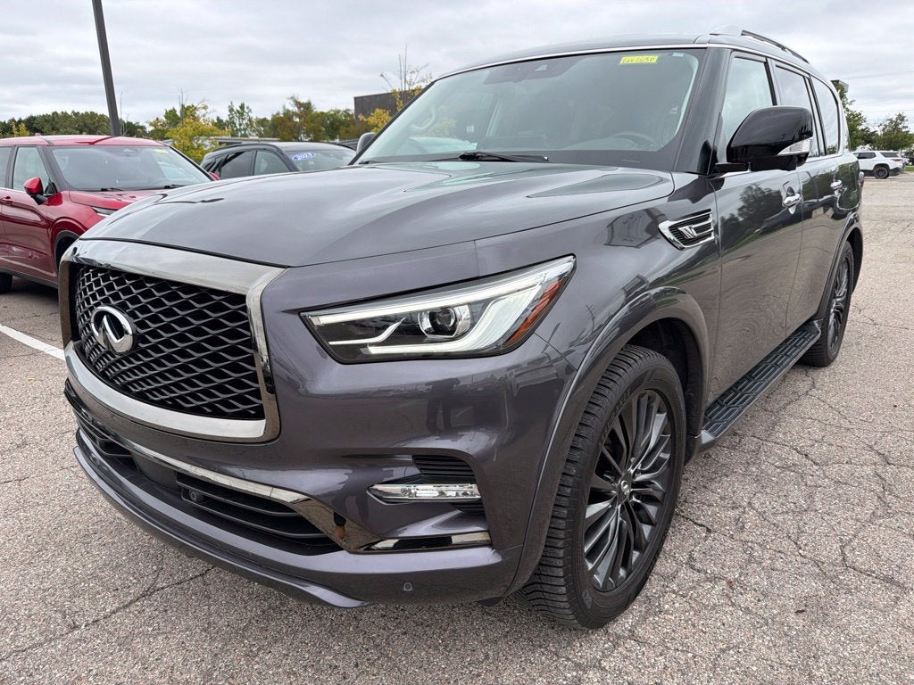 2022 INFINITI QX80 Premium Select