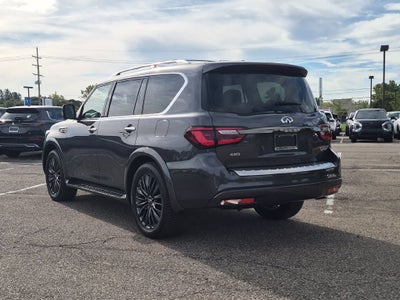2022 INFINITI QX80 Premium Select