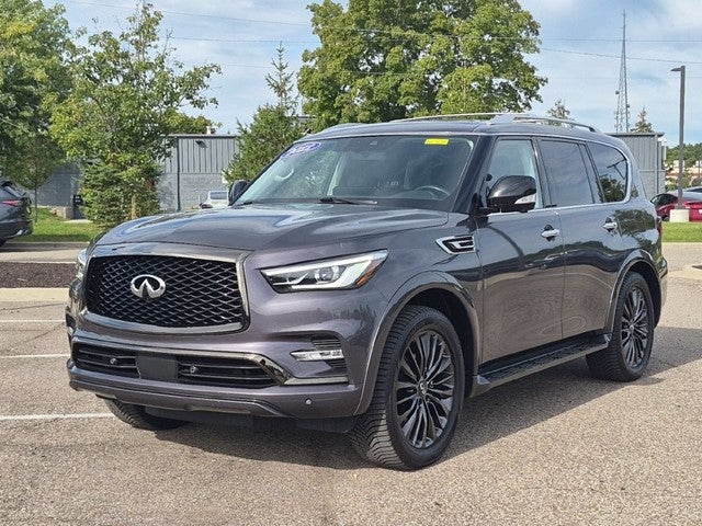 2022 INFINITI QX80 Premium Select