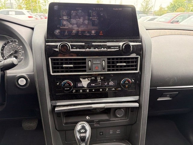 2022 INFINITI QX80 Premium Select