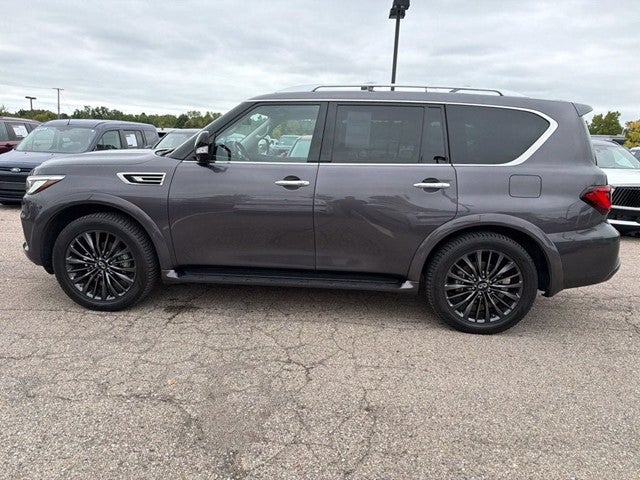 2022 INFINITI QX80 Premium Select