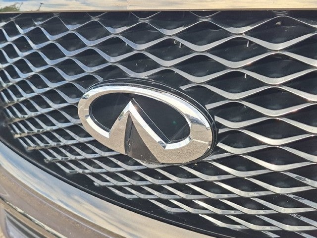 2022 INFINITI QX80 Premium Select
