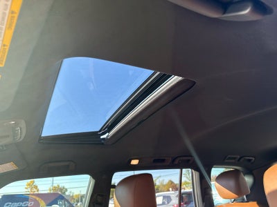 2022 INFINITI QX80 Sensory