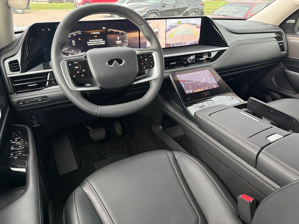 2026 INFINITI QX80 PURE