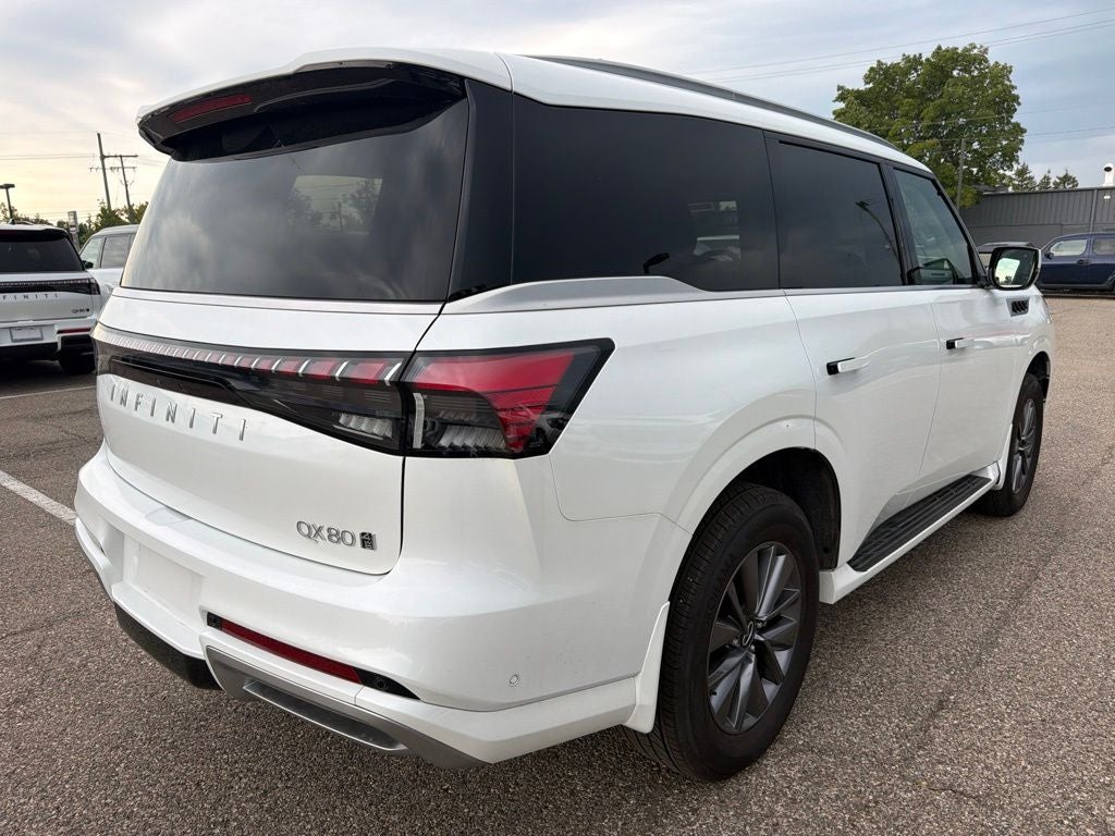 2026 INFINITI QX80 PURE