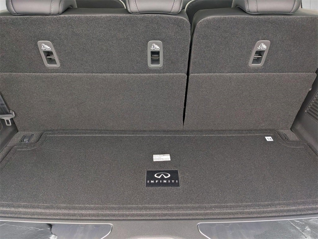 2026 INFINITI QX80 PURE