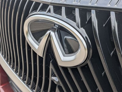 2026 INFINITI QX80 LUXE