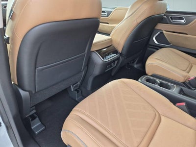 2027 INFINITI QX80 LUXE
