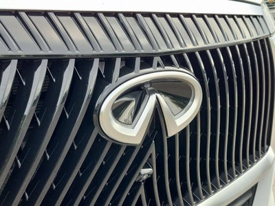 2027 INFINITI QX80 LUXE