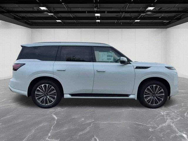 2027 INFINITI QX80 LUXE