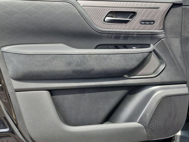 2027 INFINITI QX80 AUTOGRAPH