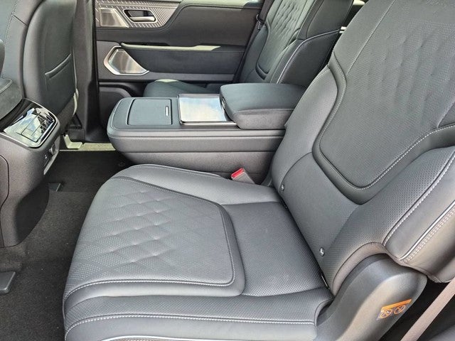 2027 INFINITI QX80 AUTOGRAPH