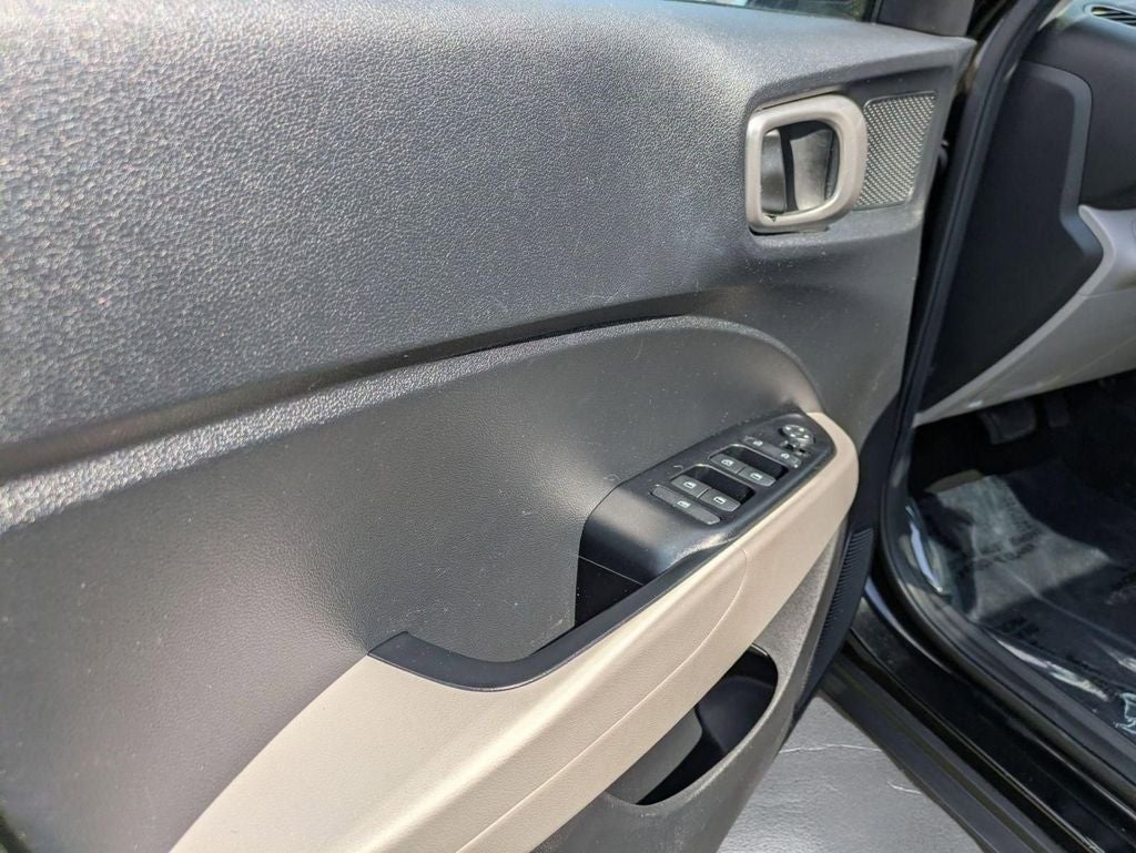 2022 Hyundai Venue SEL