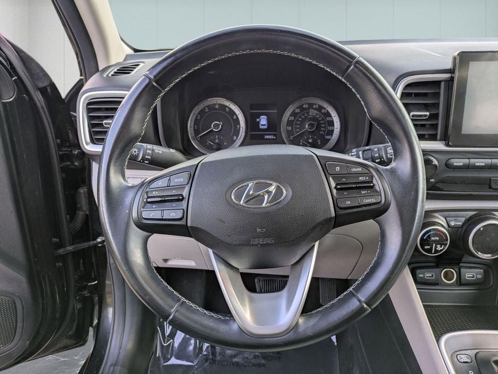 2022 Hyundai Venue SEL
