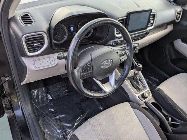 2022 Hyundai Venue SEL
