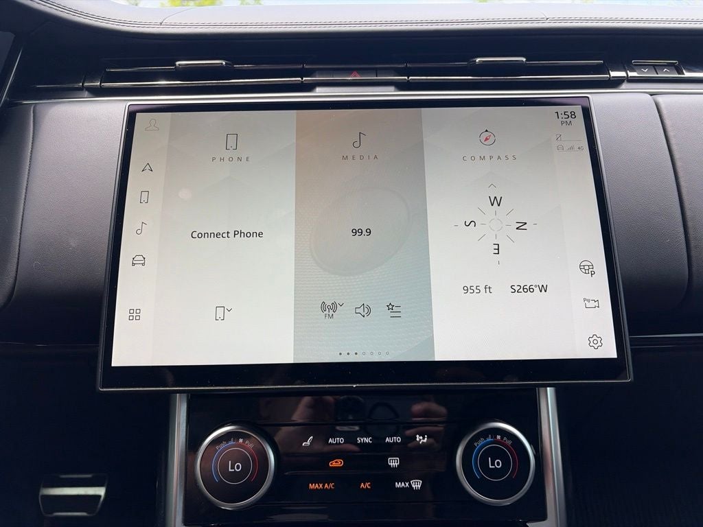 2022 Land Rover Range Rover SE