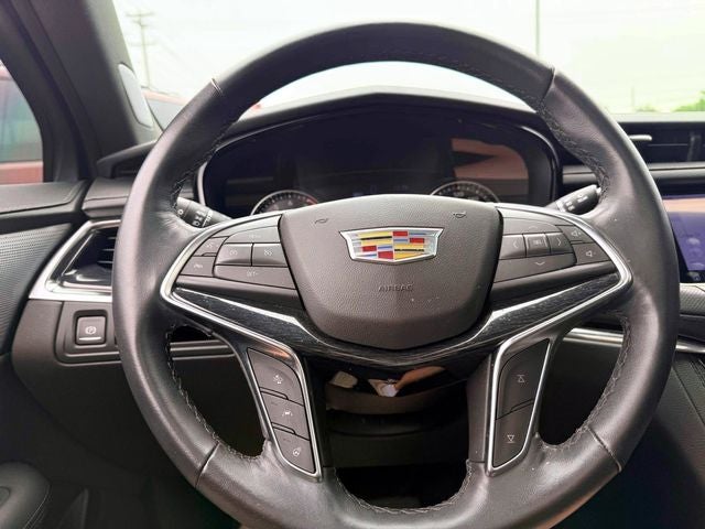 2023 Cadillac XT5 FWD Premium Luxury