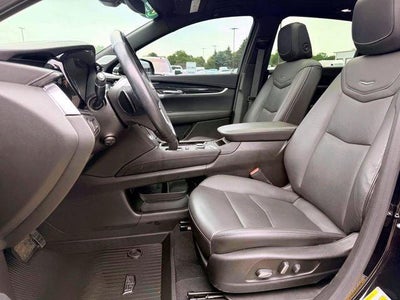 2023 Cadillac XT5 FWD Premium Luxury