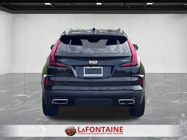 2025 Cadillac XT4 FWD Premium Luxury