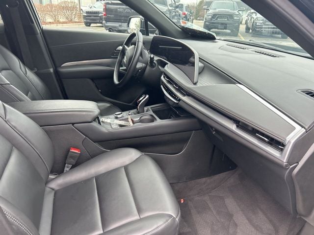 2025 Cadillac XT4 FWD Premium Luxury