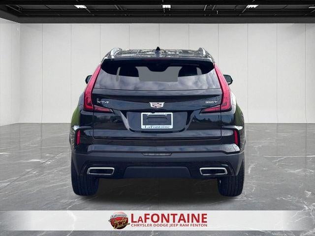 2025 Cadillac XT4 FWD Premium Luxury