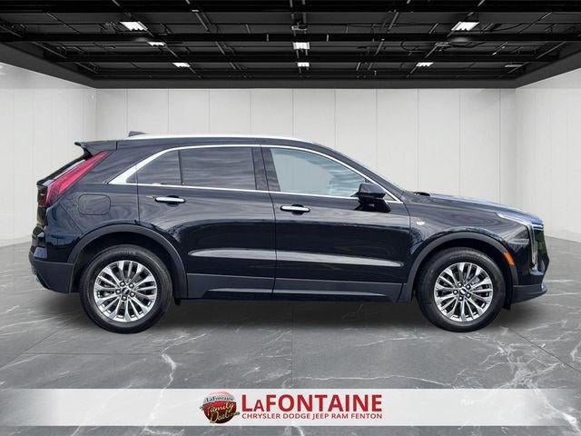 2025 Cadillac XT4 FWD Premium Luxury