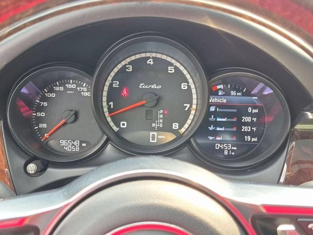 2015 Porsche Macan Turbo