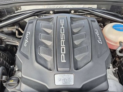 2015 Porsche Macan Turbo