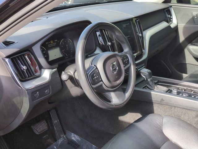 2018 Volvo XC60 T6 Momentum