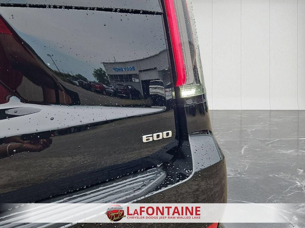2021 Cadillac Escalade 4WD Sport